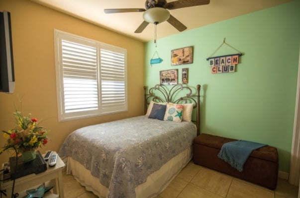 two colour combination for bedroom walls two colour combination for bedroom walls