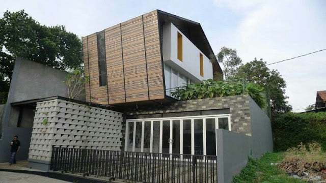 Unique Shape 2 Floor House Design Unique Shape 2 Floor House Design