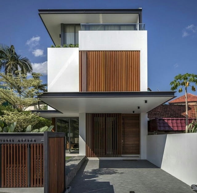 Natural 2-Story House Natural 2-Story House