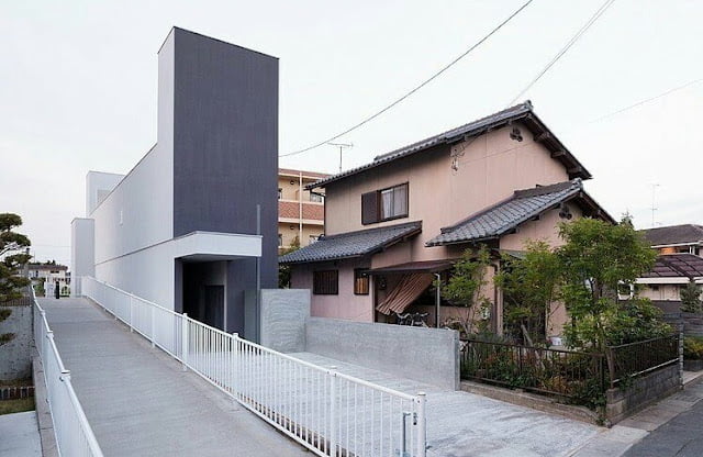 2 storey small house design with rooftop 2 storey small house design with rooftop