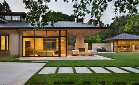 Beautiful one-story houses Beautiful one-story houses