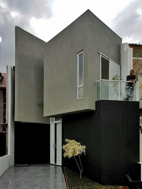 Asymmetrical 2-Story Minimalist House Asymmetrical 2-Story Minimalist House
