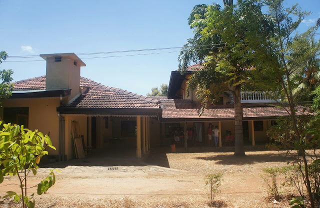 Beautiful Small house designs pictures in Sri Lanka Beautiful Small house designs pictures in Sri Lanka