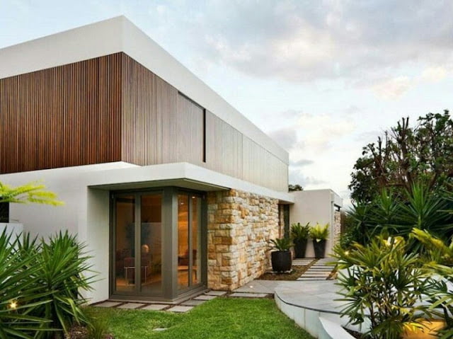 Minimalist 2-storey house with a line pattern Minimalist 2-storey house with a line pattern