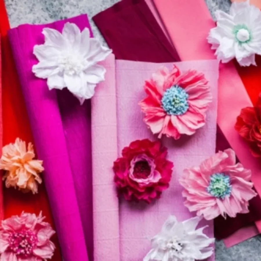 how to make flowers from crepe paper